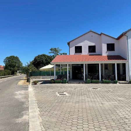 Ladonja Bb Rooms, Family Run Bed & Breakfast Rovinjsko Selo Εξωτερικό φωτογραφία