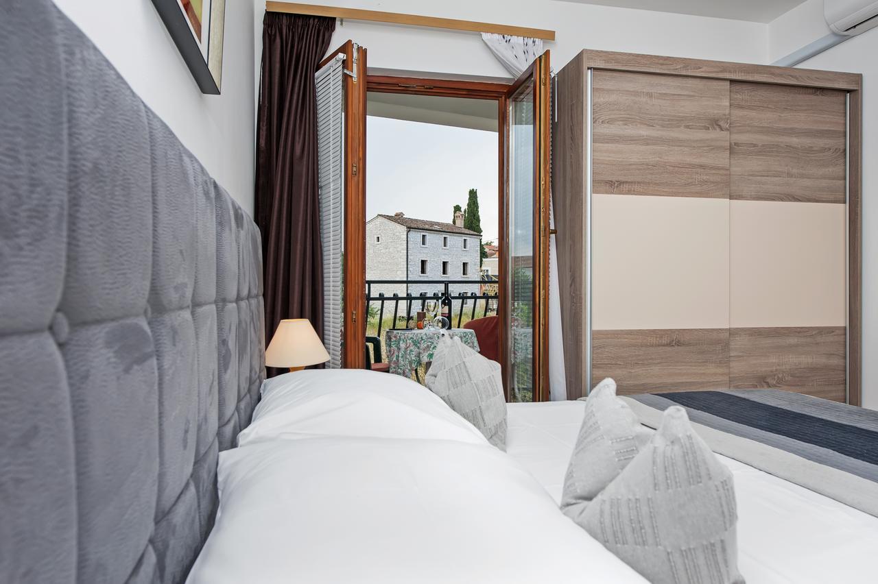 Ladonja Bb Rooms, Family Run Bed & Breakfast Rovinjsko Selo Εξωτερικό φωτογραφία