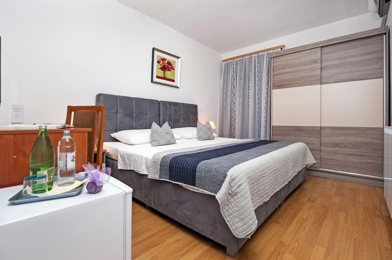 Ladonja Bb Rooms, Family Run Bed & Breakfast Rovinjsko Selo Εξωτερικό φωτογραφία